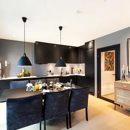 3-room With Two Bedrooms And A Lovely Balcony Apartamento *